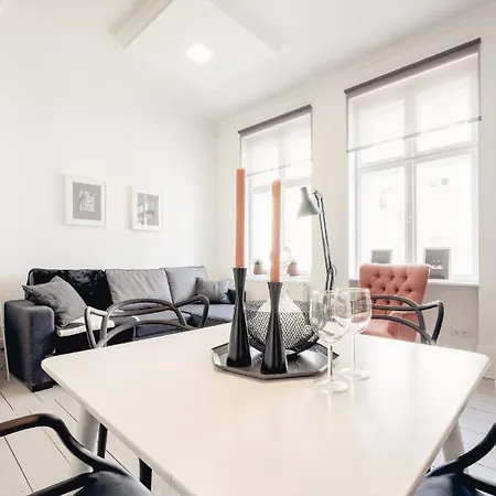 Wozna 14a, 2 Rooms, Self Check In 24h Apartamento *