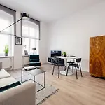 Wozna 14a, 2 Rooms, Self Check In 24h Appartement *