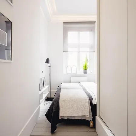 Apartment Wozna 14a, 2 Rooms, Self Check In 24h Poznan