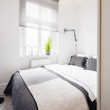 Wozna 14a, 2 Rooms, Self Check In 24h Apartamento *