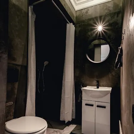 Wozna 14a, 2 Rooms, Self Check In 24h *