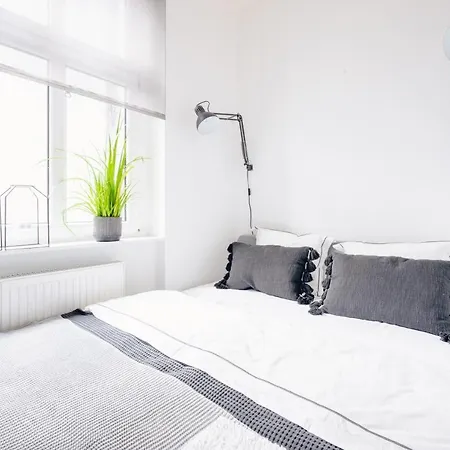 Apartment Wozna 14a, 2 Rooms, Self Check In 24h *