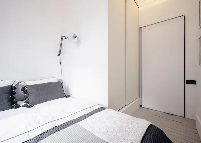 شقة Wozna 14a, 2 Rooms, Self Check In 24h